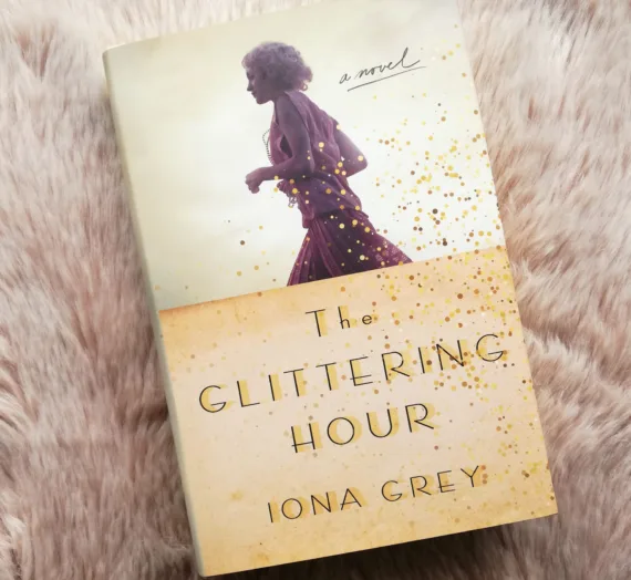 Recensie: The glittering hour – Iona Grey